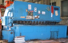 圖：CNC重型油壓剪床